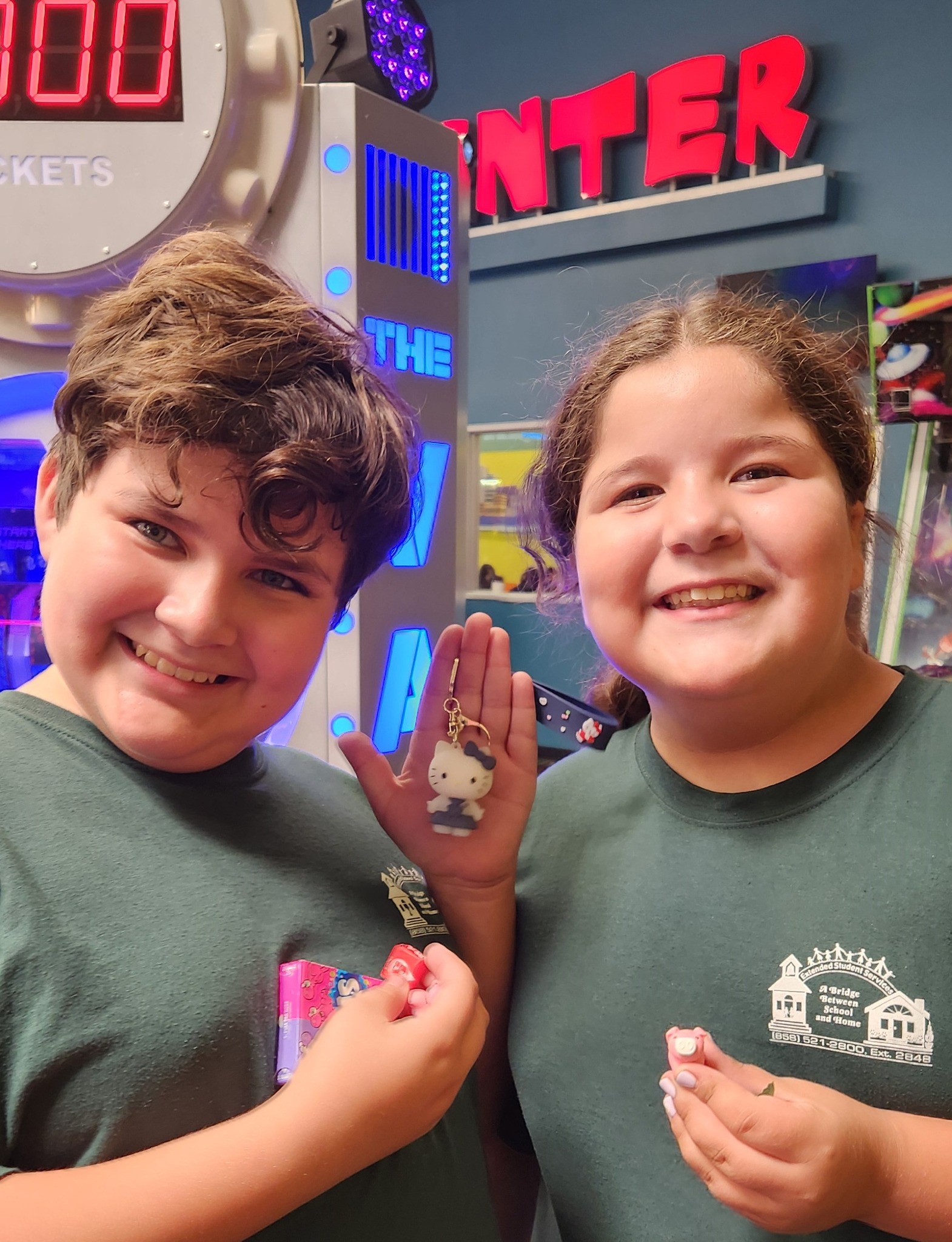 winners - hk keychain